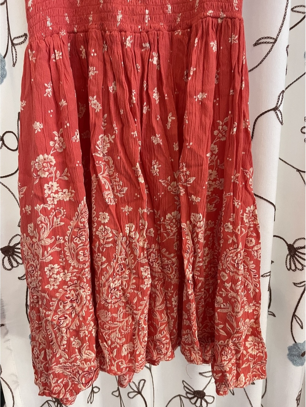 Angie | M | Coral Floral Smocked Mini Dress - Picture 2 of 8